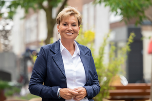 Wethouder Margret Stolk - Dordrecht - Michel ter Wolbeek - 300 x 200 px