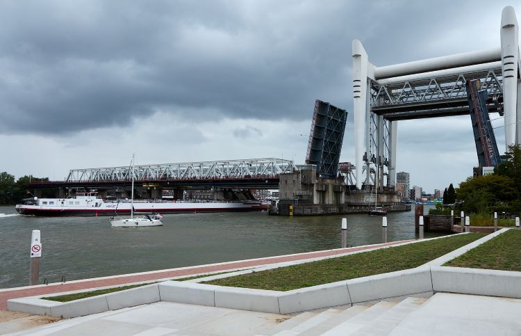 Verkeersbrug - Zwijndrechtse brug - Leon Glorius